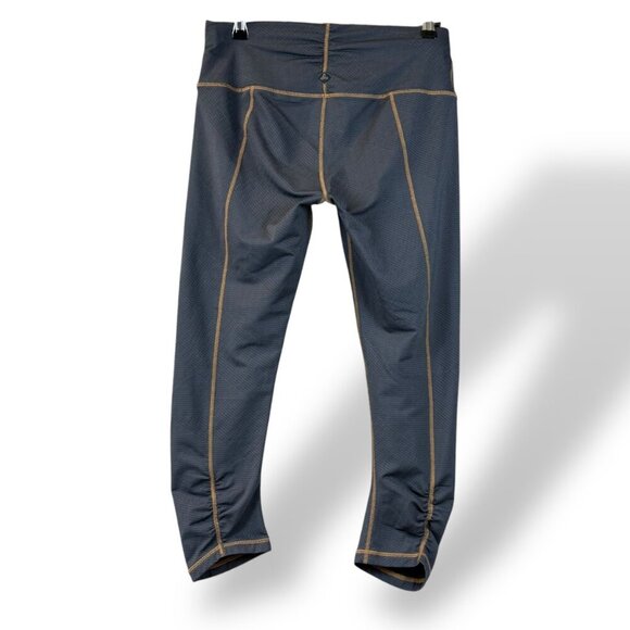 Prana Leggings Sz M Charcoal Contrast Stitch Cropped Ruched Textured Athletic - Picture 6 of 8